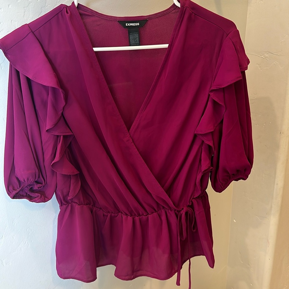 Express top nwot